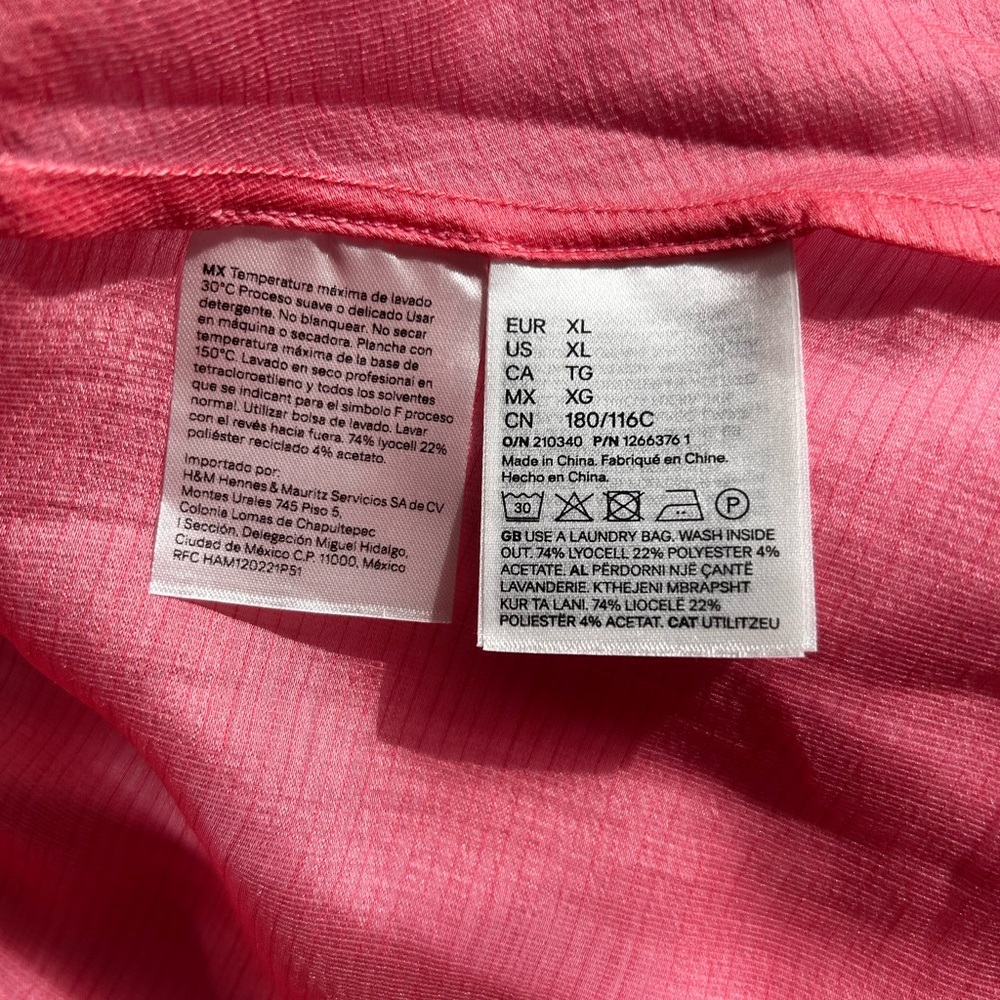 H&MxThe White Lotus Ruffled Pink Coral Dress
NWOT - Picture 9 of 9